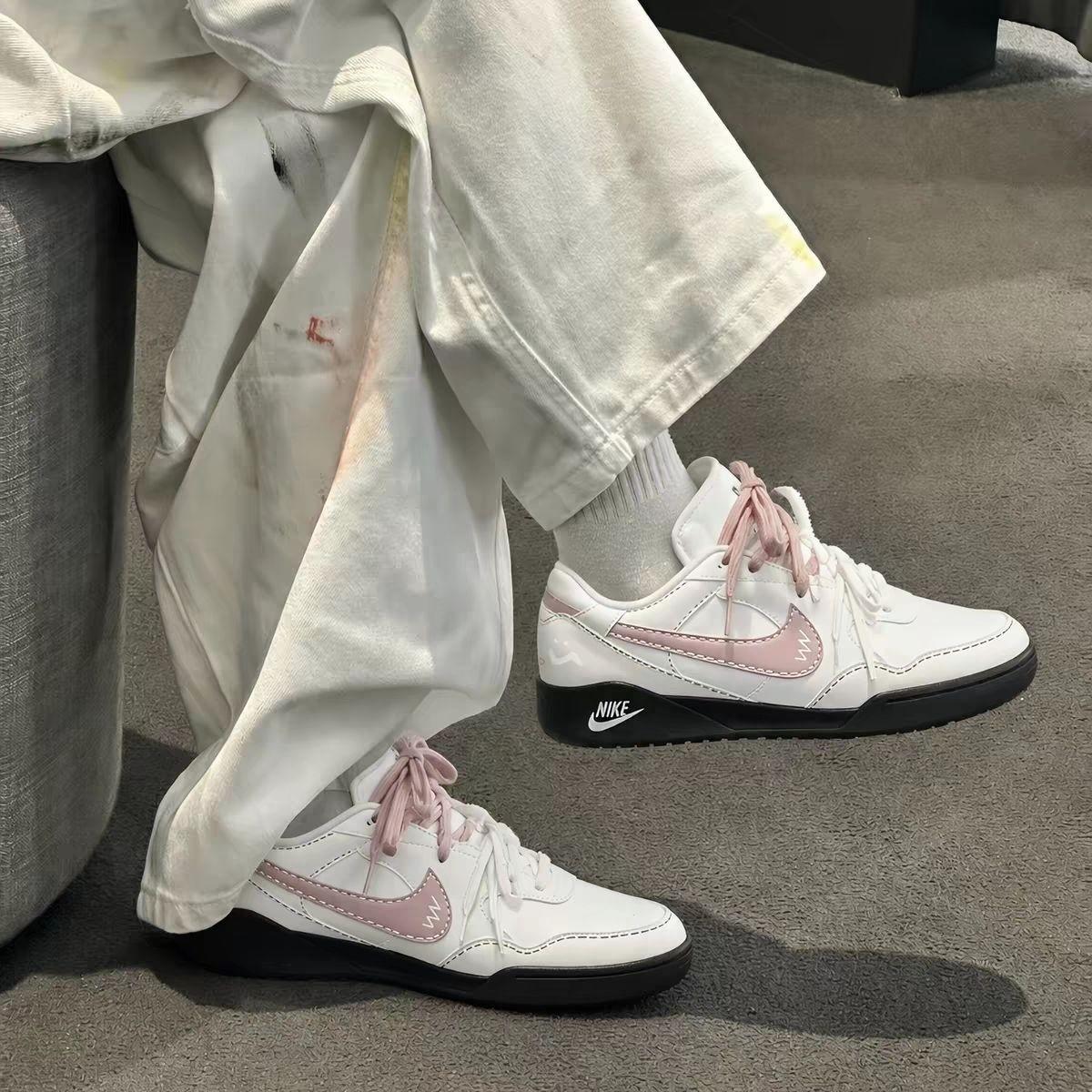 烟粉Swoosh耐克板鞋|低调甜妹本命小白鞋